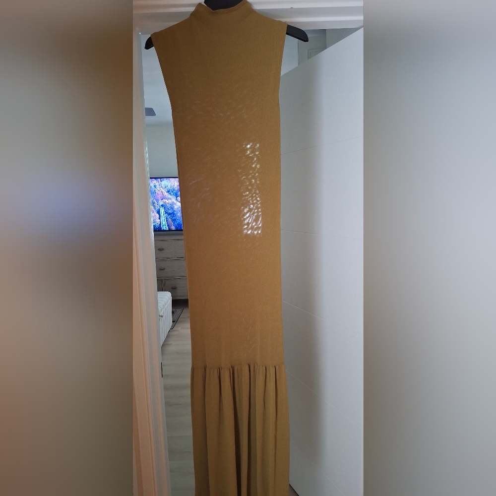 NWT NA-KD  Sleeveless Olive Long Mermaid Knit Dress